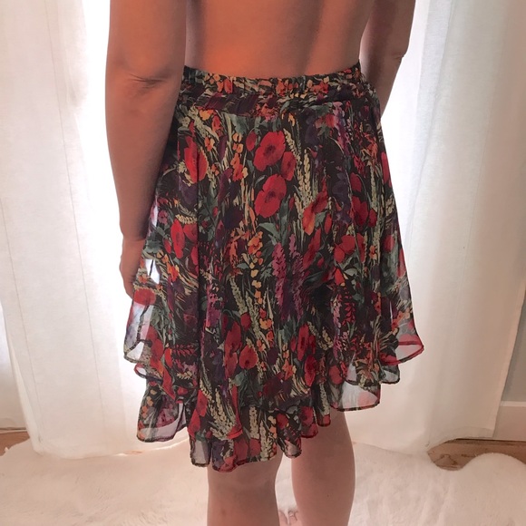 🐝 Host Pick 🎉 Off Broadway Summer Floral Skirt XS - Picture 3 of 4